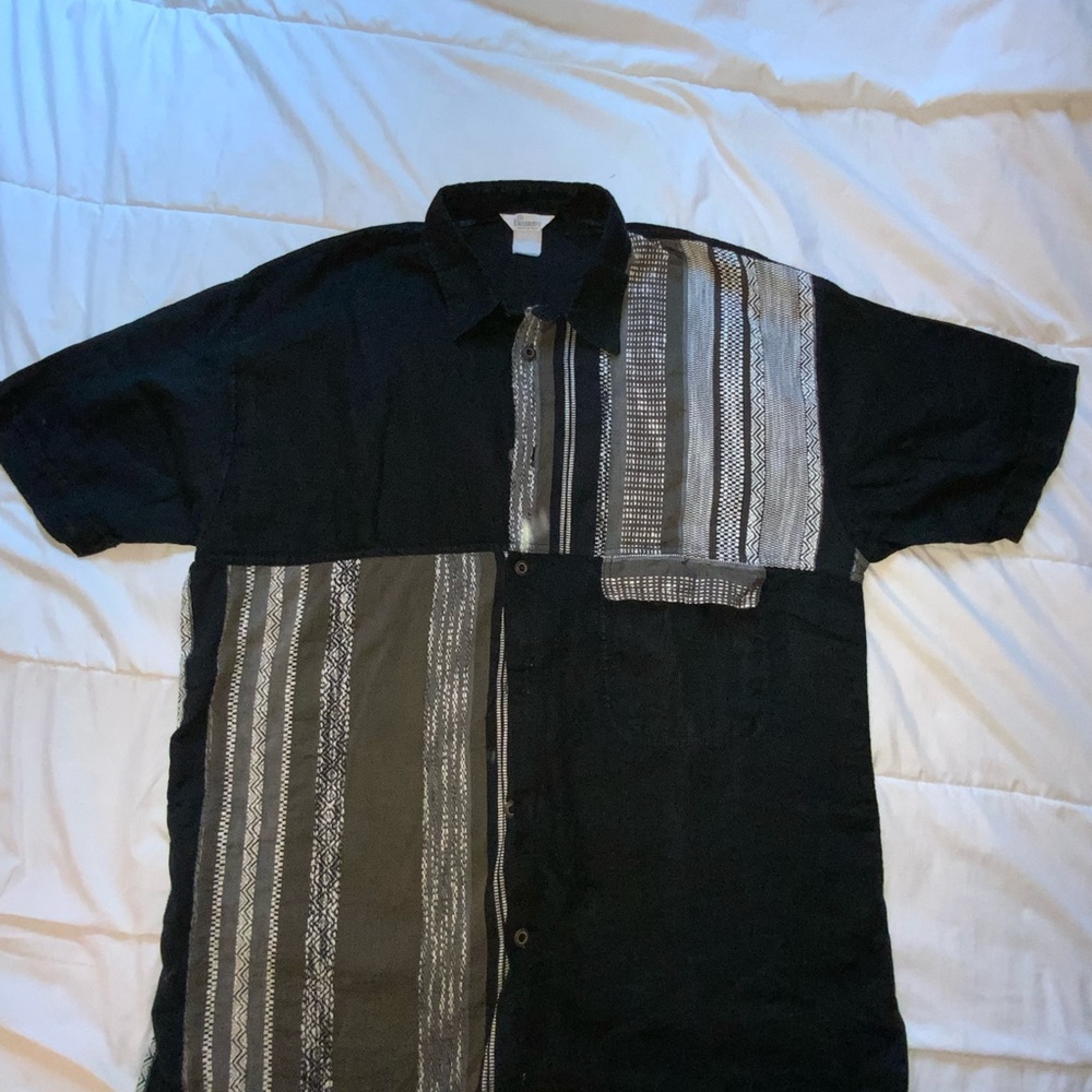 Bizzarro Rare linen and cotton are woven by Italian craftsmanship, size XXL.